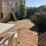 Dom wakacyjny Ancienne Ferme Percheronne Du 18eme Siecle *