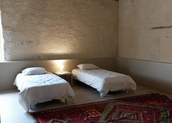 Ancienne Ferme Percheronne Du 18ème Siècle * Courgeon